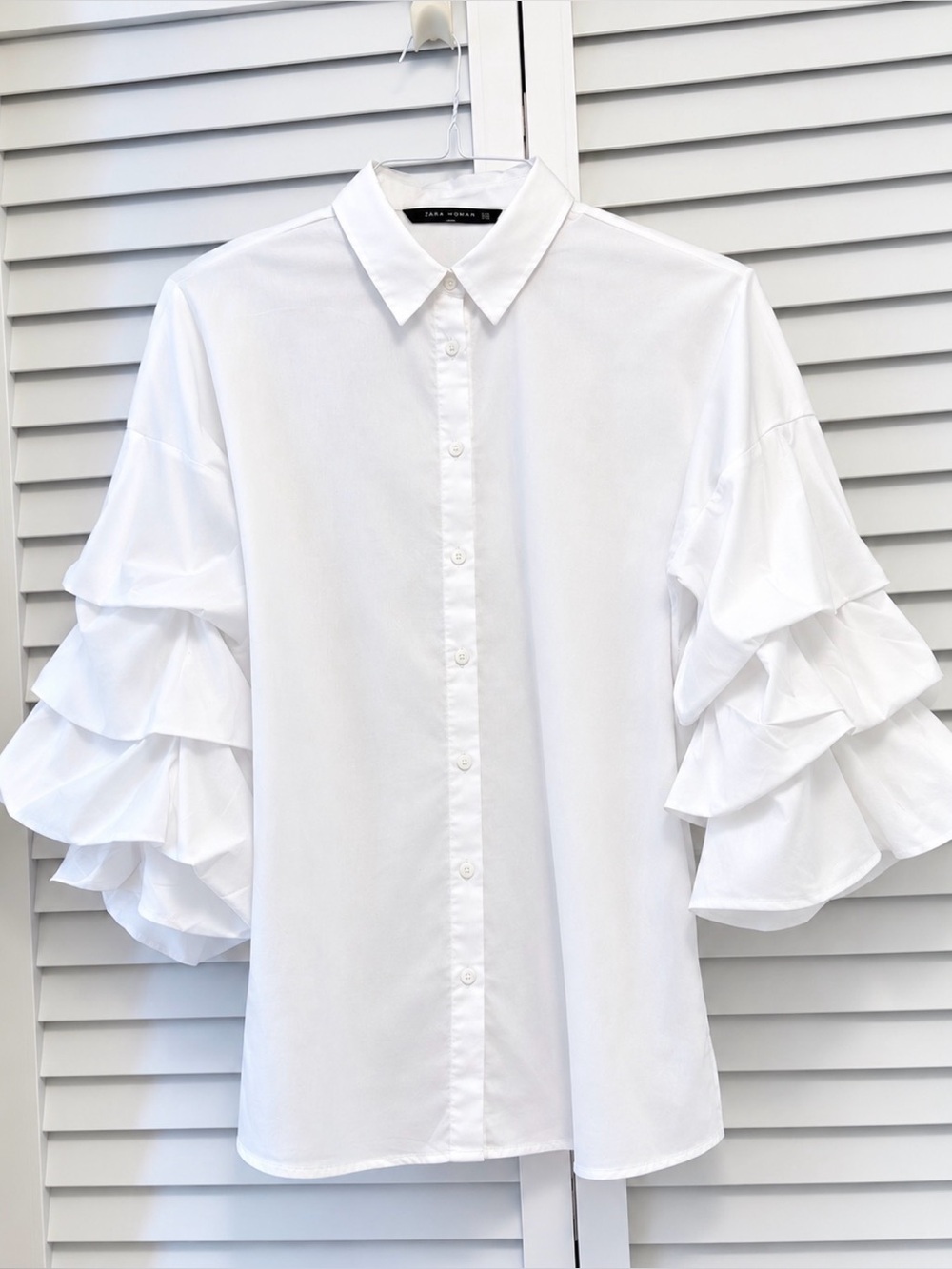 Zara White Button-Down Shirt with Tiered Ruffle Statement Sleeves